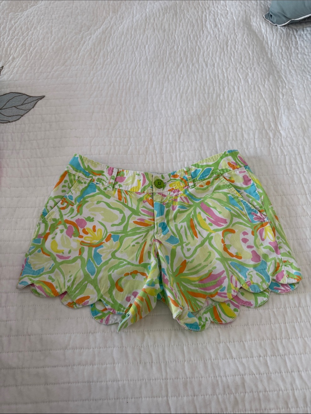 Lilly Pulitzer Scalloped Hem Floral Short - Lime, Pink, Blue